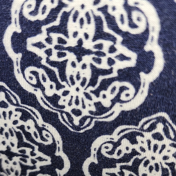 Kim Rogers blouse navy blue and white paisley - Picture 5 of 8
